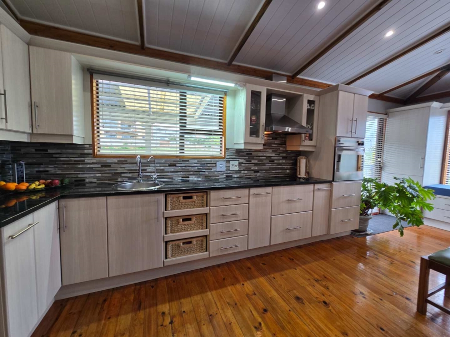 4 Bedroom Property for Sale in Stilbaai Wes Western Cape